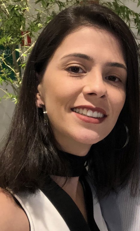 HELOÁ CHRISTINELLI.jpeg