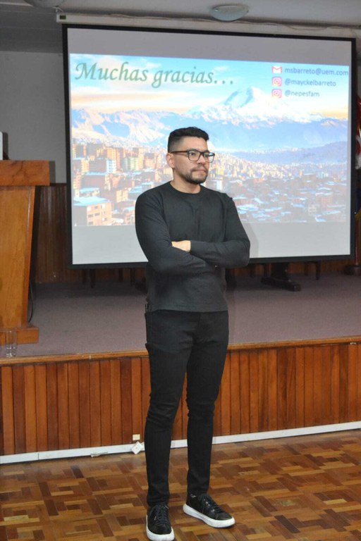 mayckel-2.jpg mayckel-2.jpg